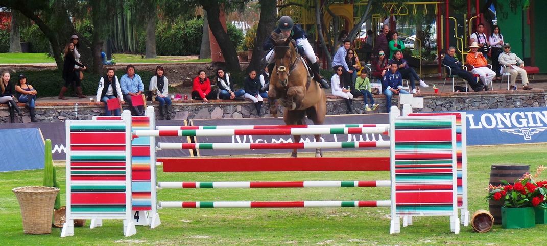 Campeón Nacional 2014 Antonio Chedraui – Montando